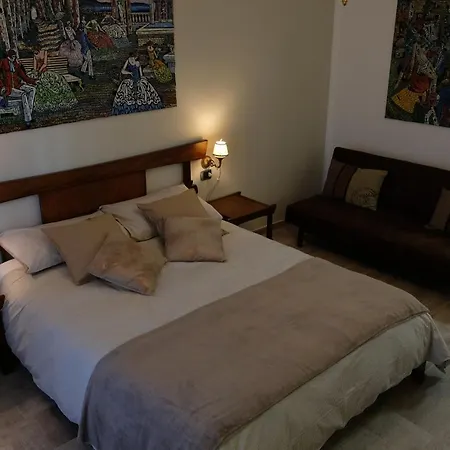 Alojamento de Acomodação e Pequeno-almoço Casa Marina Nápoles