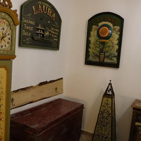 Casa Marina לינה וארוחת בוקר *